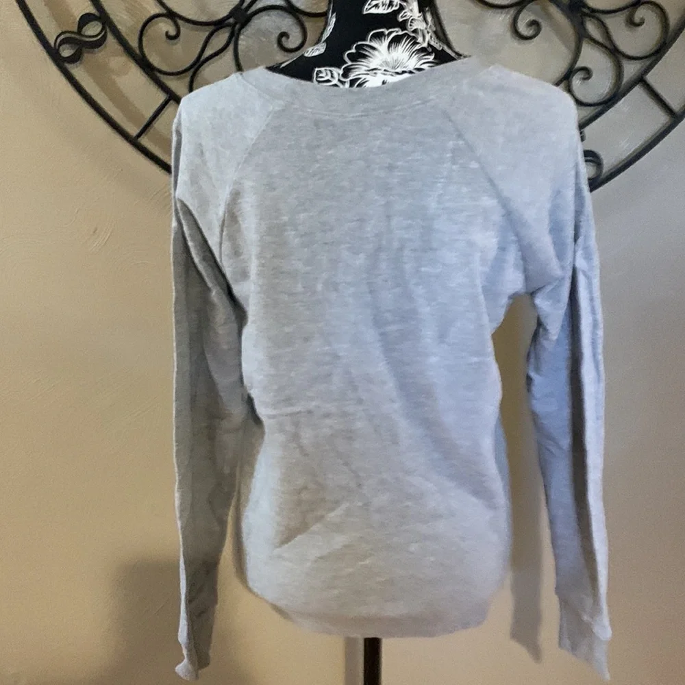 NWOT cute sweater - Picture 3 of 5